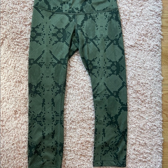 Lululemon wunder under crop leggings - Picture 3 of 7